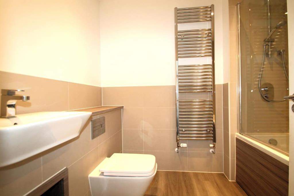 Beaulieu Park - Sleeps 10 - Chelmsford Villa Broomfield  Eksteriør bilde